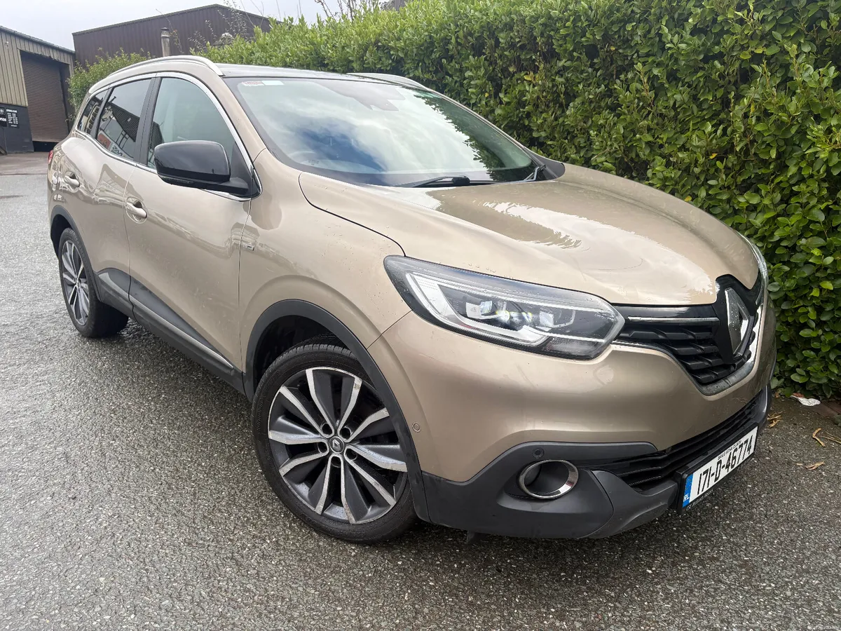 Renault Kadjar 2017 1.2 AUTO PAN ROOF HIGH SPEC! - Image 1