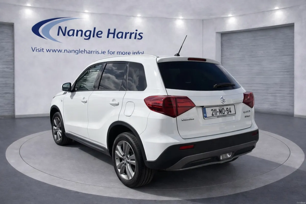 Suzuki Vitara ONE OWNER. - Image 4