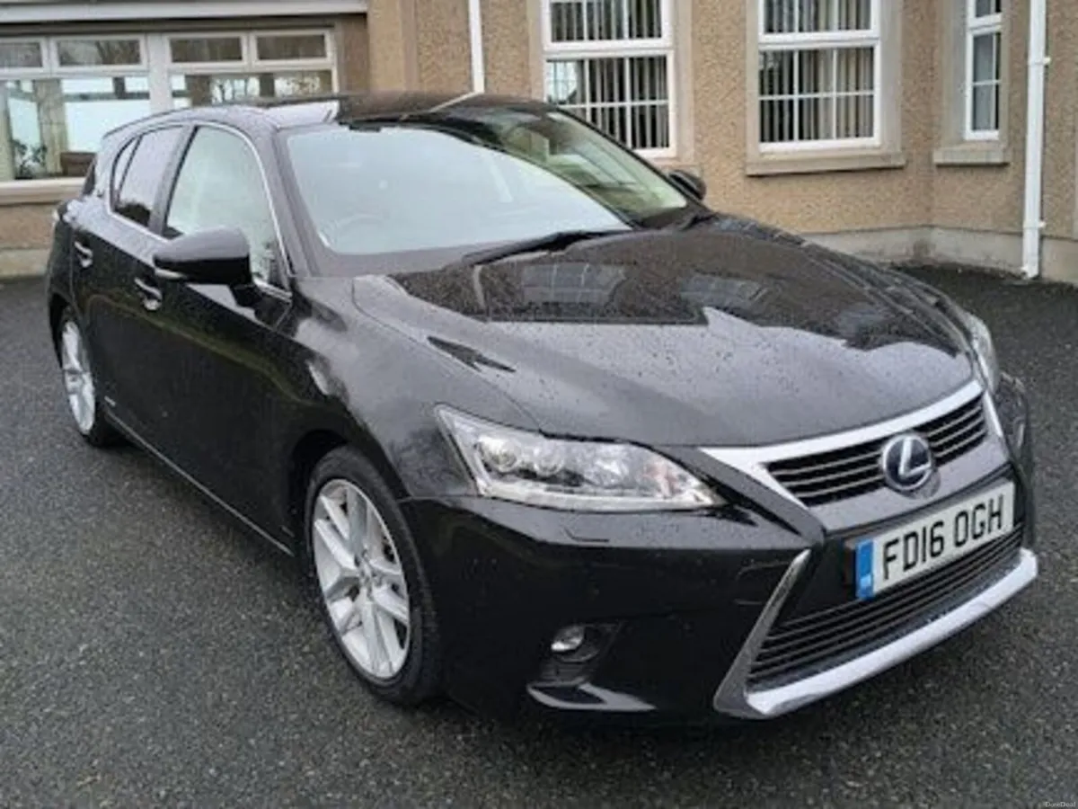 Lexus CT 200h Premier (Hybrid, FSH, Full Leather) - Image 1