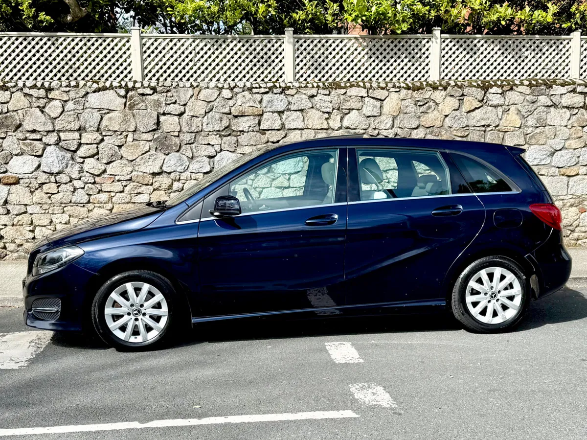 Mercedes-Benz B-Class 2018!!AUTO!!ONLY 32K MLS!! - Image 4