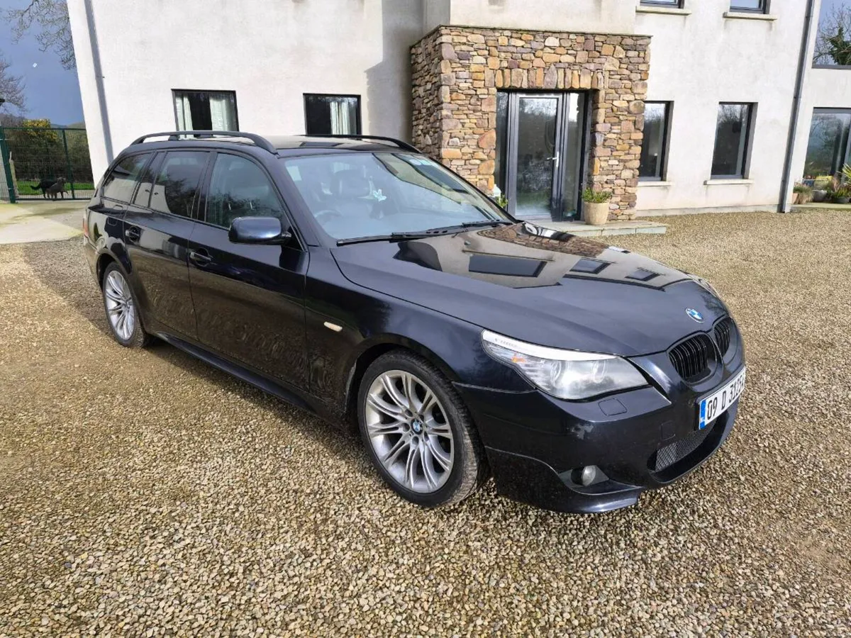 BMW 520d Touring M-Sport - Image 2