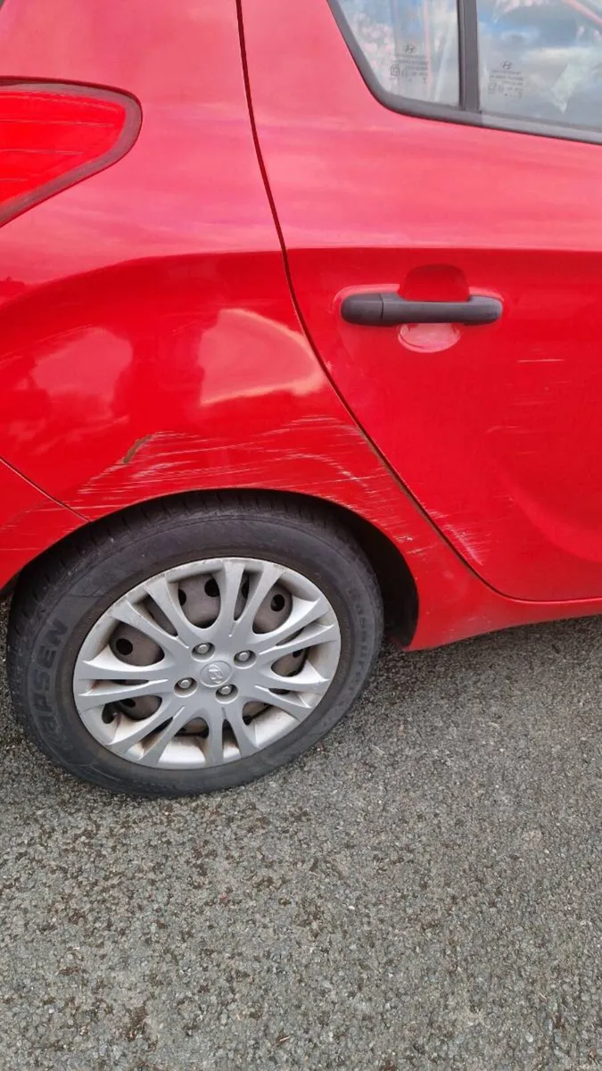 Hyundai i20 2011 - Image 4