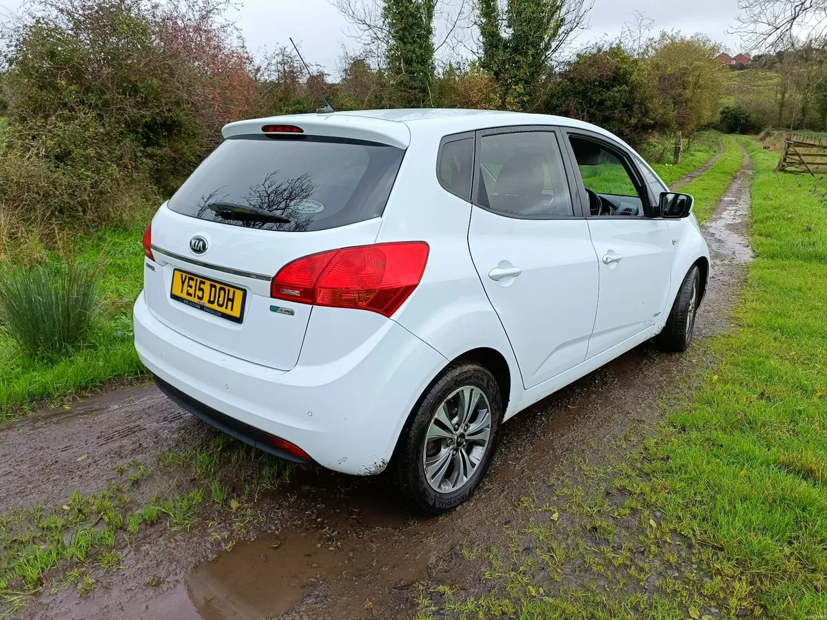 Kia Venga 2015 - Image 4
