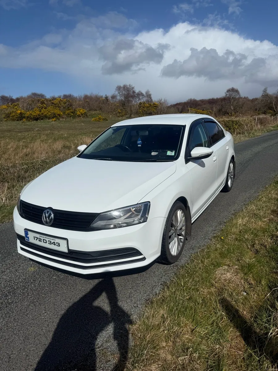 Volkswagen Jetta - Image 2