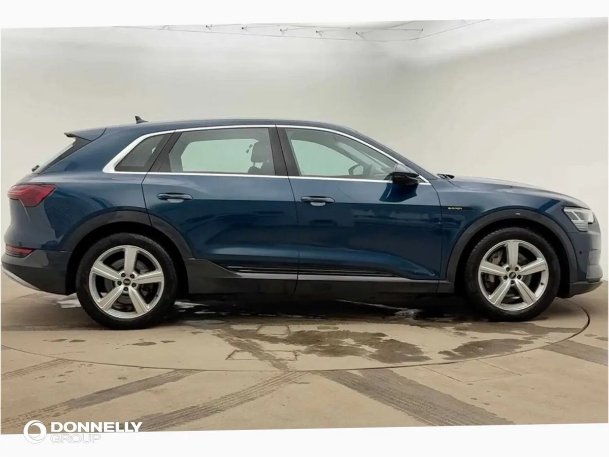 Audi E-tron Estate Technik - Image 4