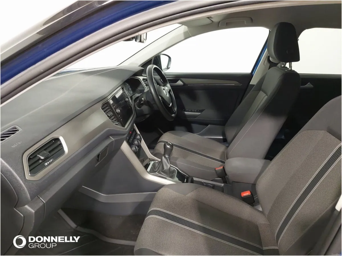 Volkswagen T-roc Diesel Hatchback Design - Image 2