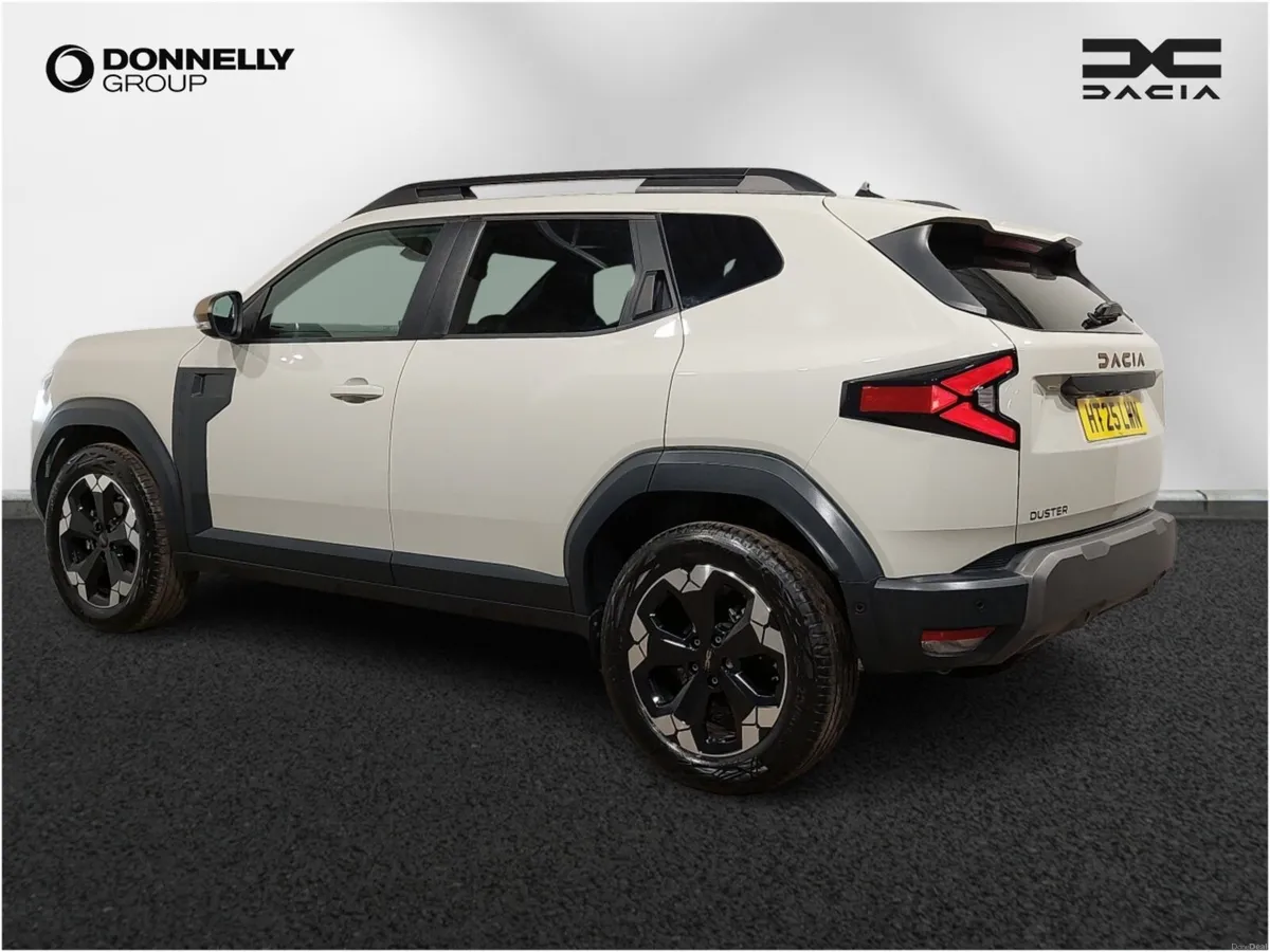 Dacia Duster Estate Extreme - Image 2