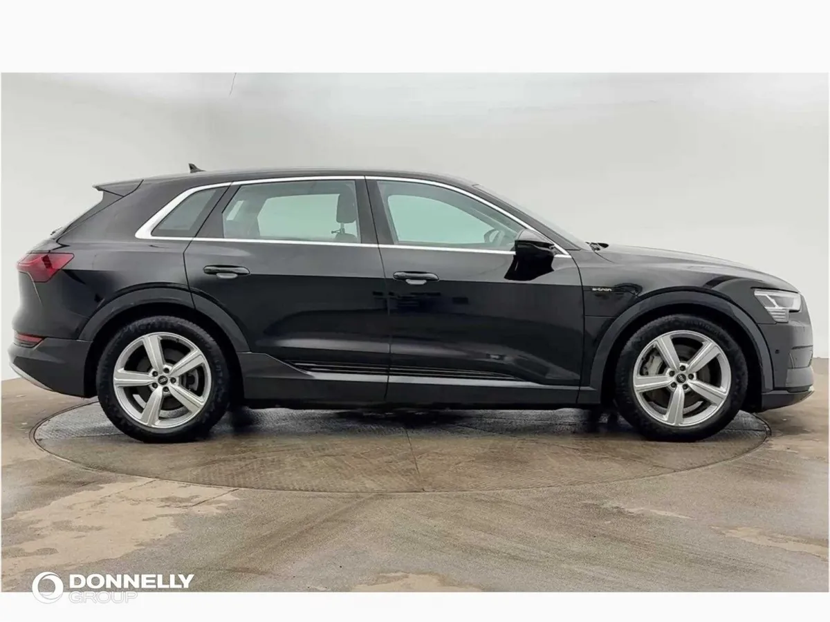 Audi E-tron Estate Technik - Image 4