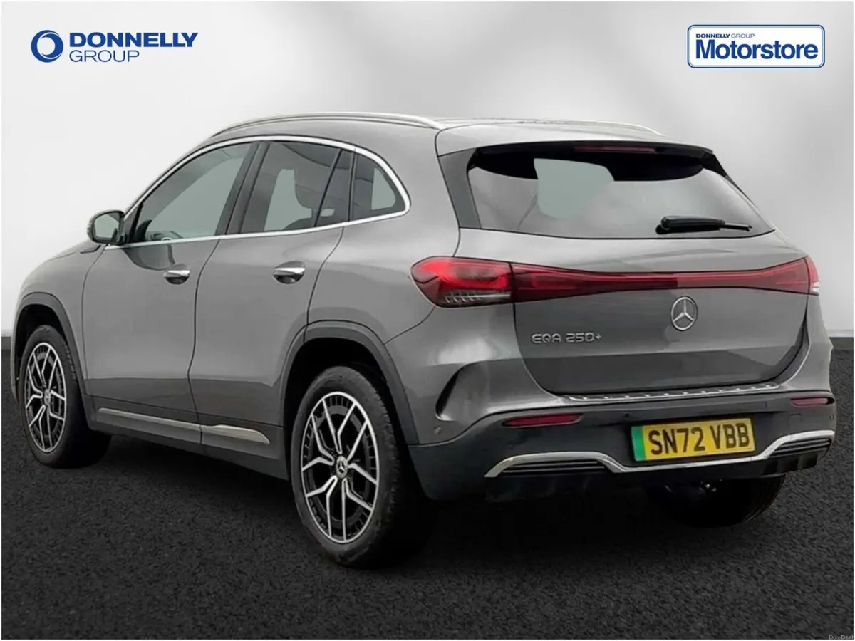 Mercedes-Benz EQA Hatchback AMG Line - Image 3