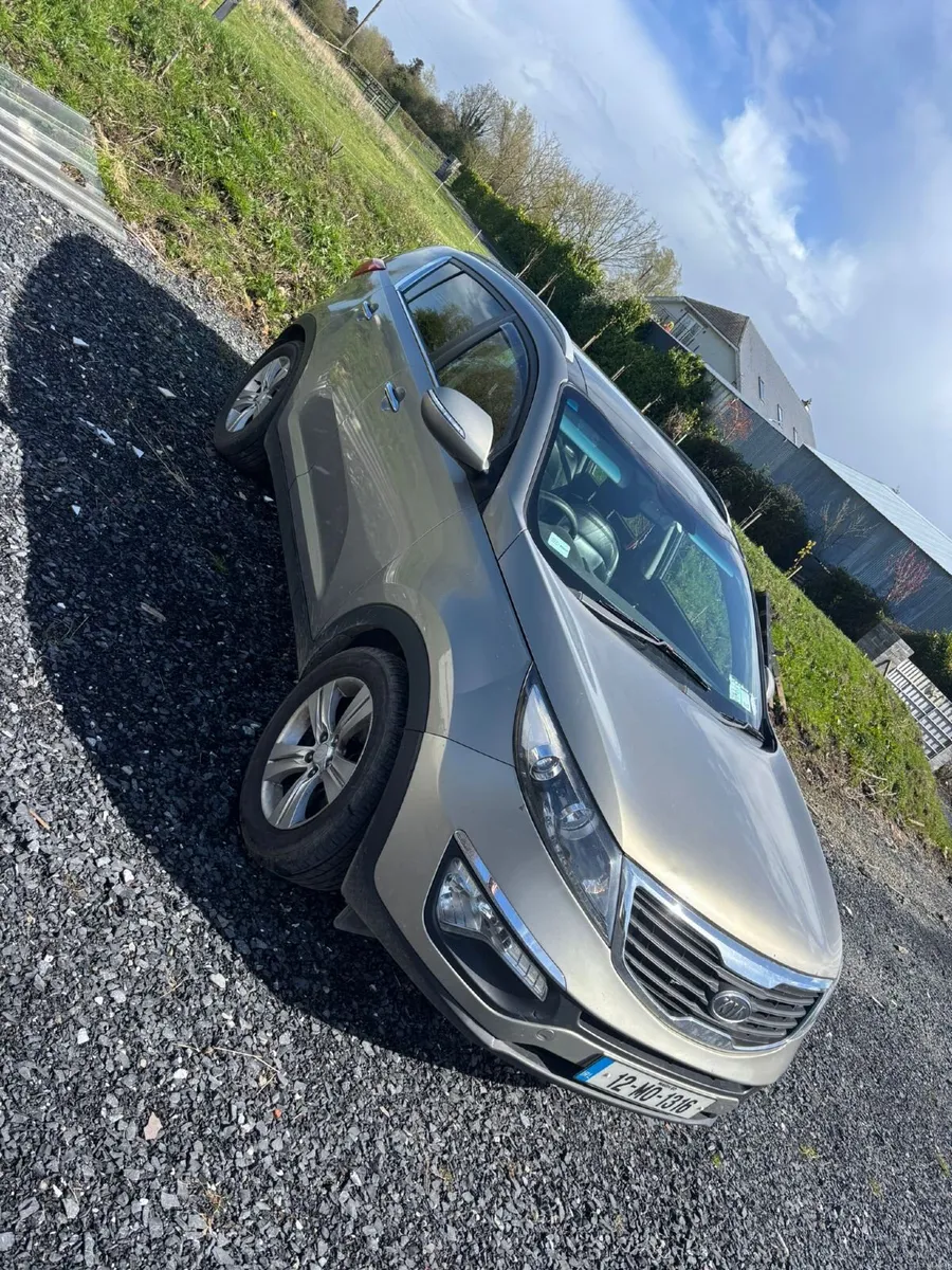 Kia Sportage 2012 - Image 2