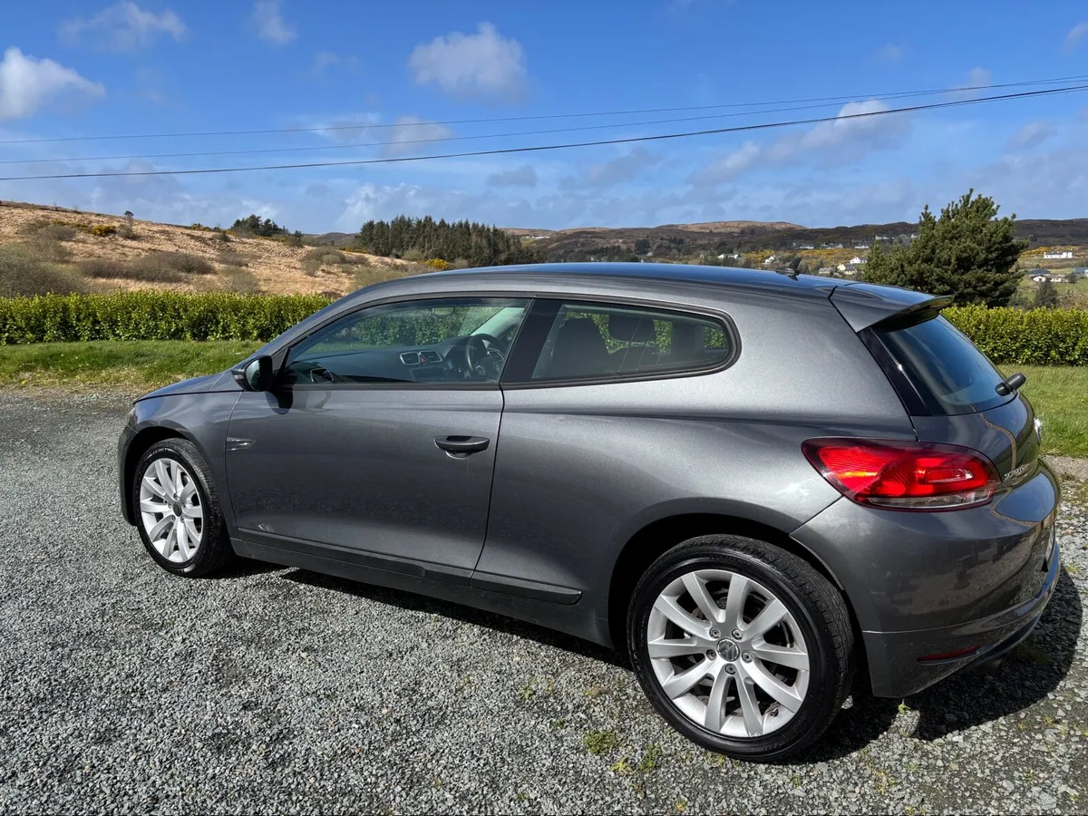 Volkswagen Scirocco 2011 - Image 3