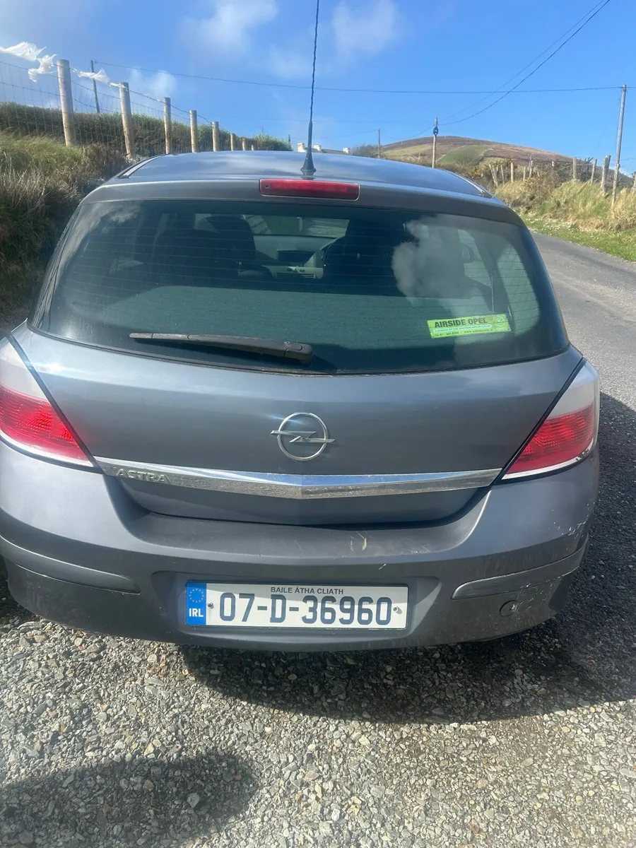 Opel Astra 2007 - Image 2