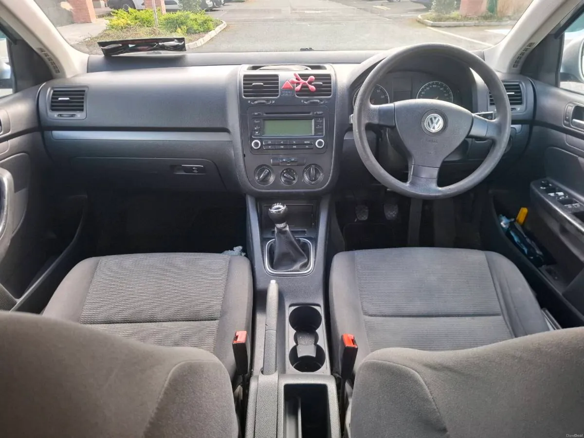 Volkswagen jetta nct 12/26 - Image 4