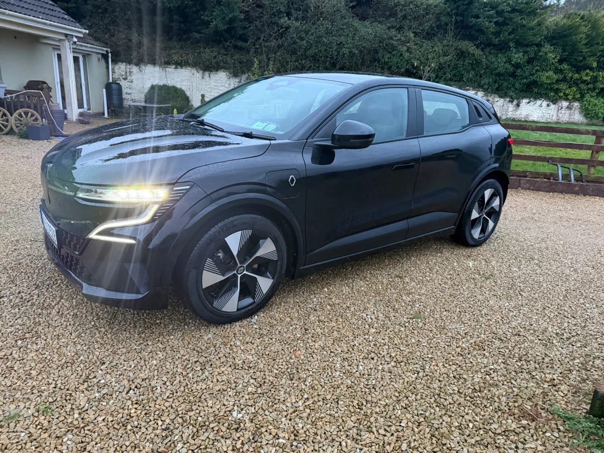 Renault Megane EV40 Equilibrium 2024 - Image 4