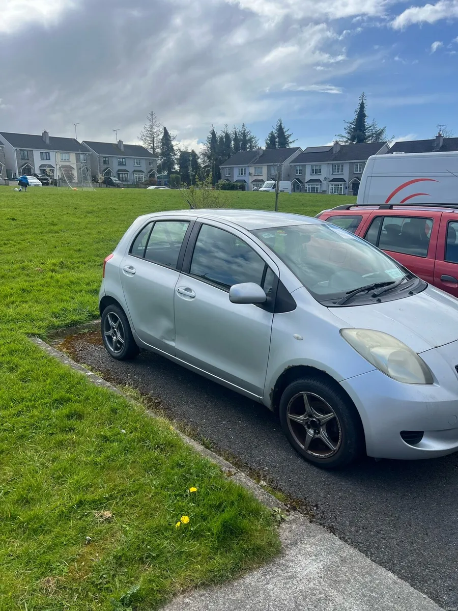 Toyota Yaris 2006 - Image 1
