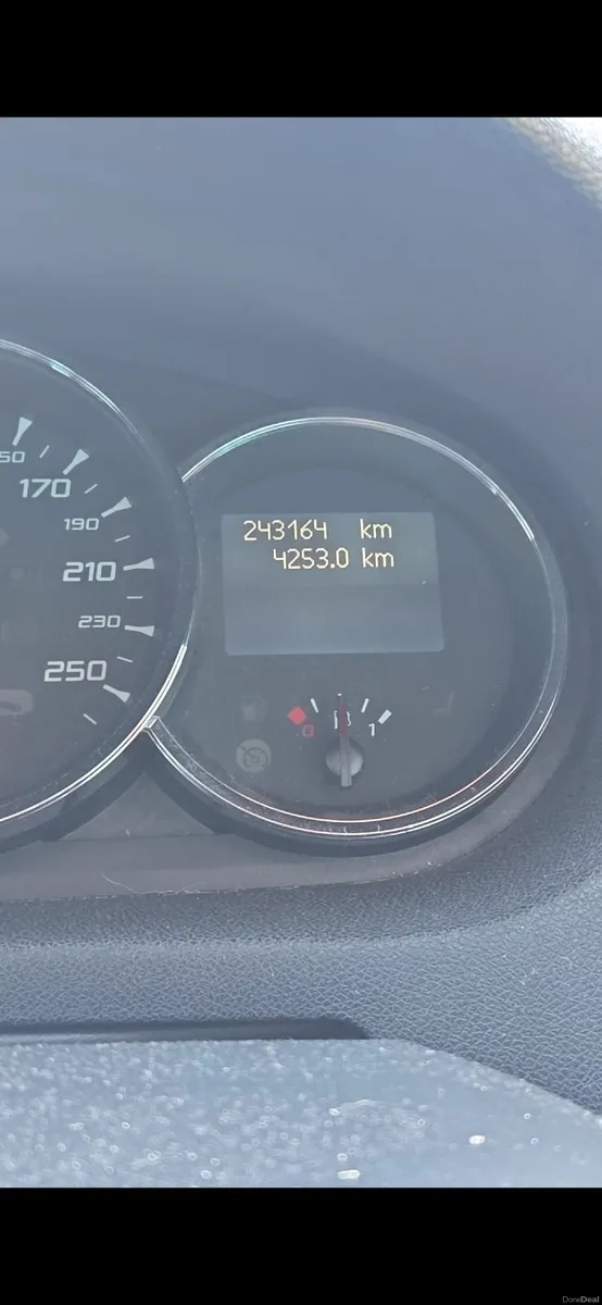 Renault Megane 2011 - Image 2