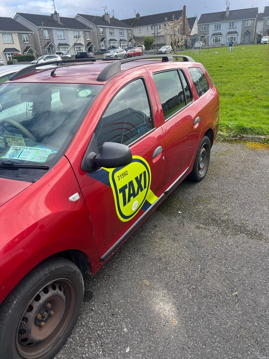 Skoda Logan MCV Taxi - Image 1