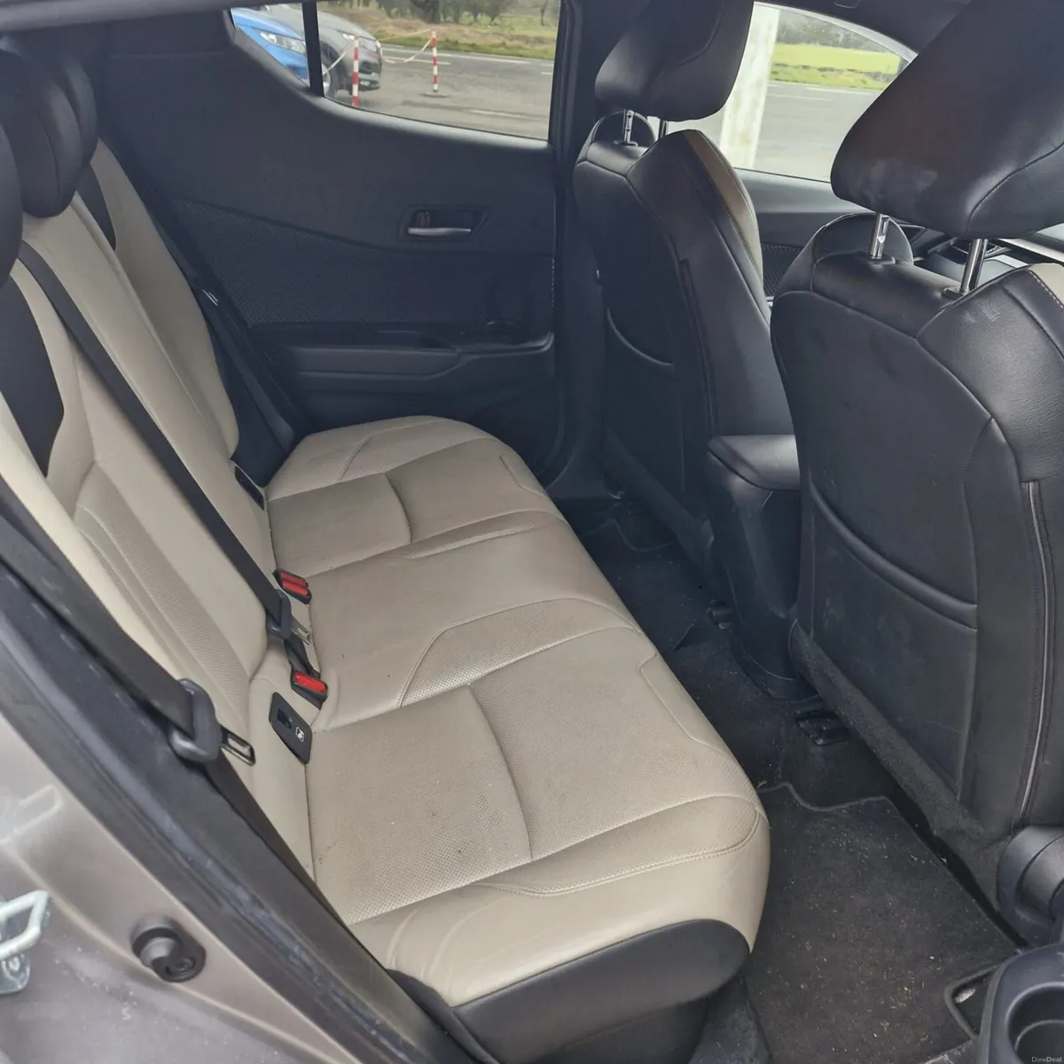 Toyota C-HR Hybrid Sport Automatic 2019 - Image 4