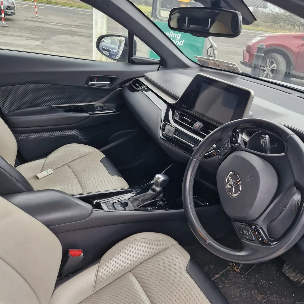 Toyota C-HR Hybrid Sport Automatic 2019 - Image 3