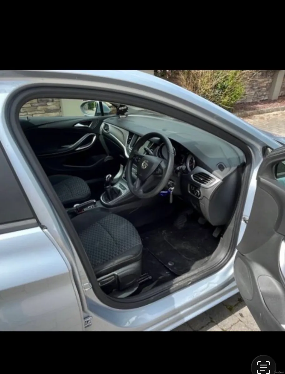 Vauxhall Astra - Image 3