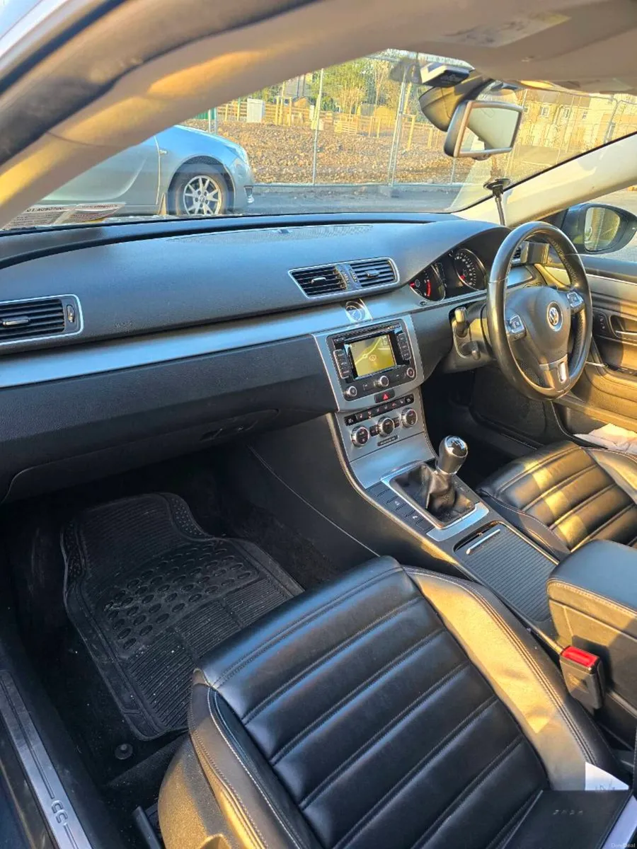 Volkswagwn CC - Image 4