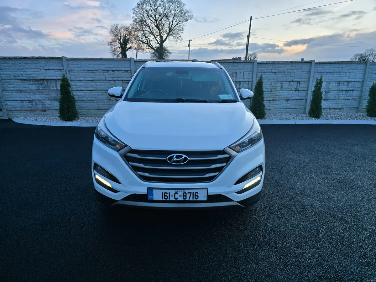 2016 Hyundai Tucson 1.7 Executive Leather - Image 2