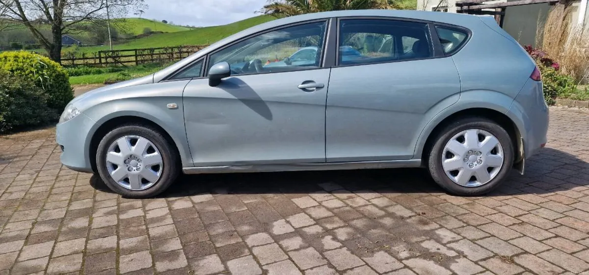 Seat Leon Mk2 LOW MILEAGE - Image 4