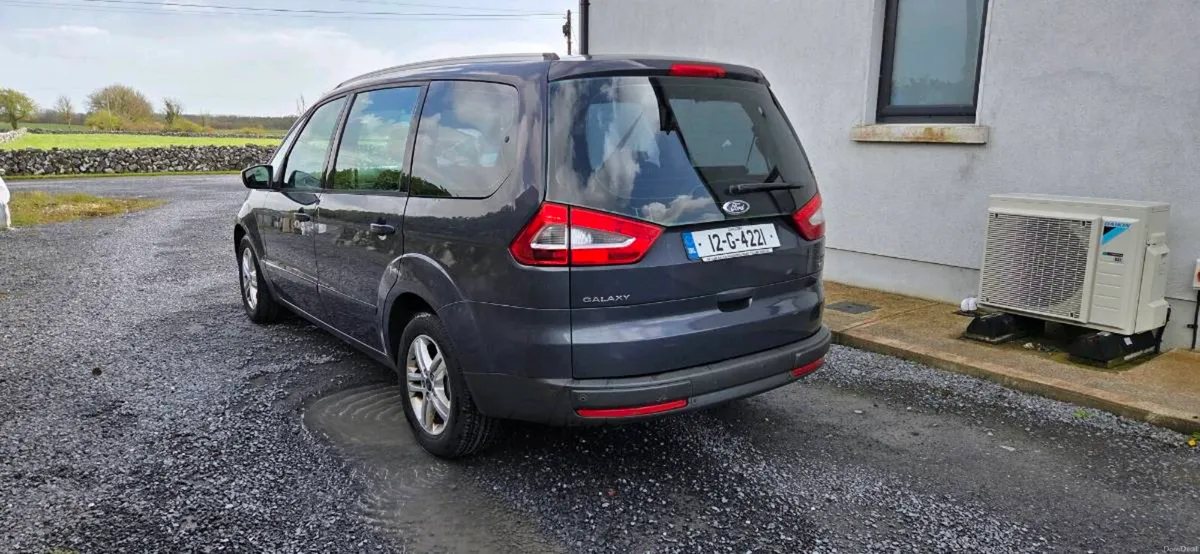 Ford Galaxy - Image 3