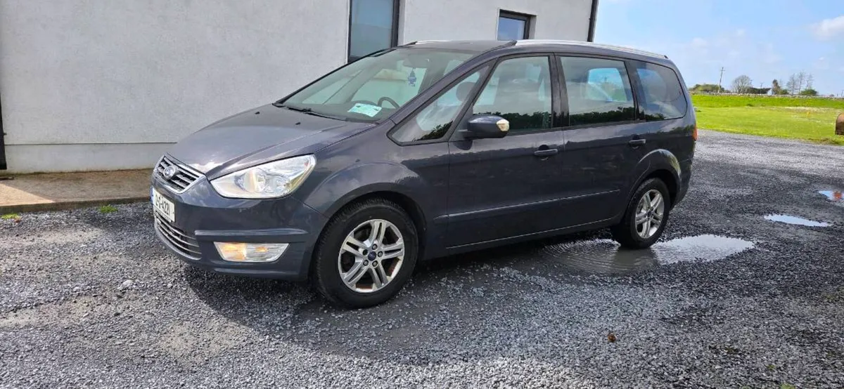 Ford Galaxy - Image 4