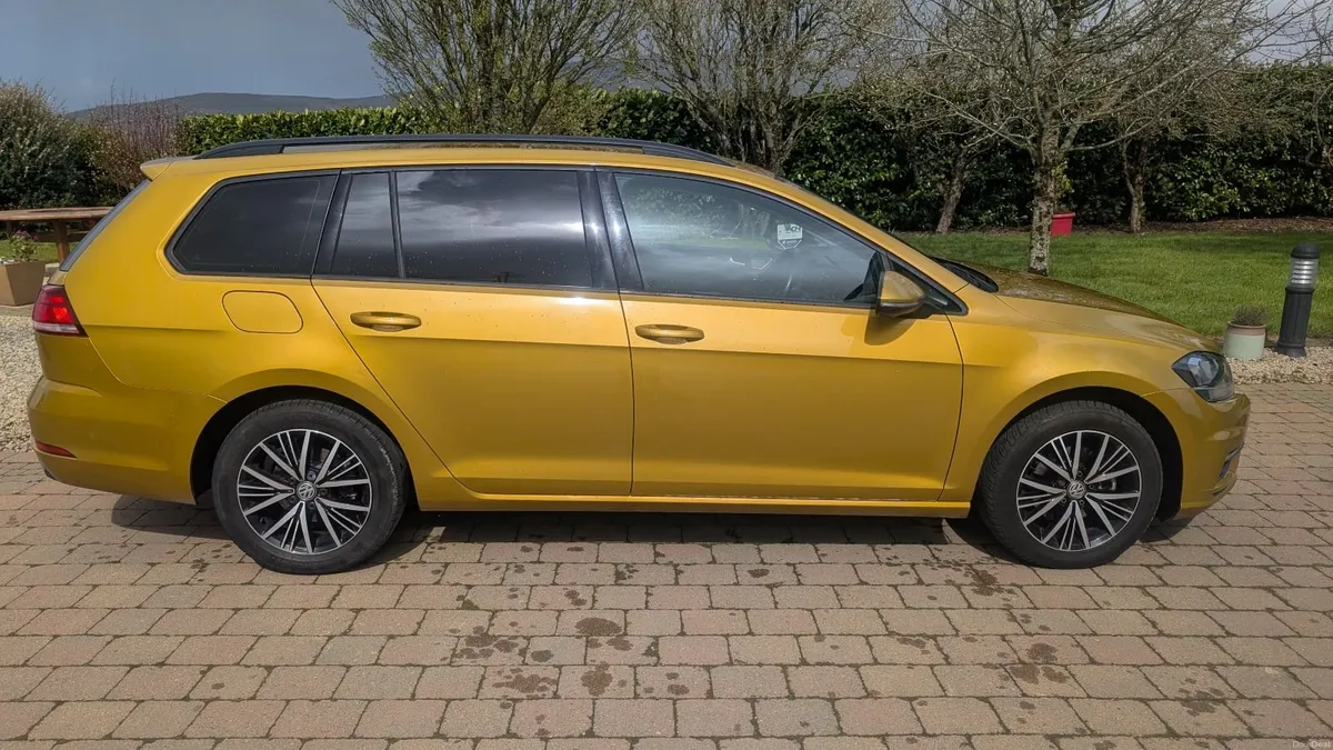 Volkswagen Golf 2018 2.0TDI Estate DSG - Image 3