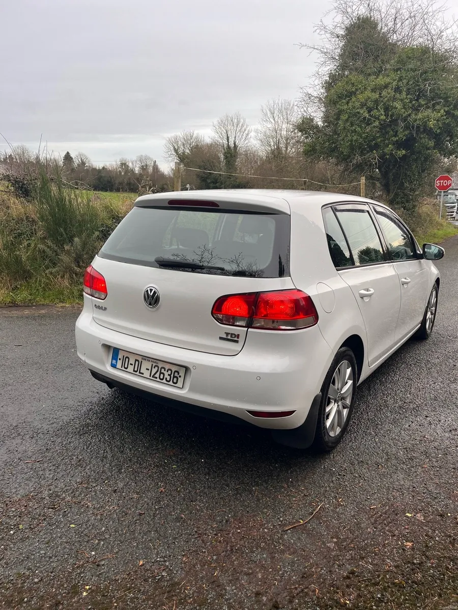 Volkswagen Golf - Image 4