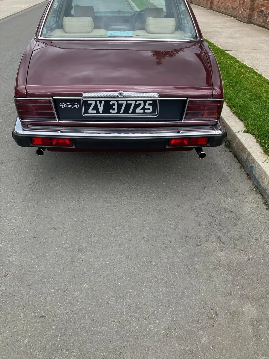 Daimler Other 1987 - Image 3