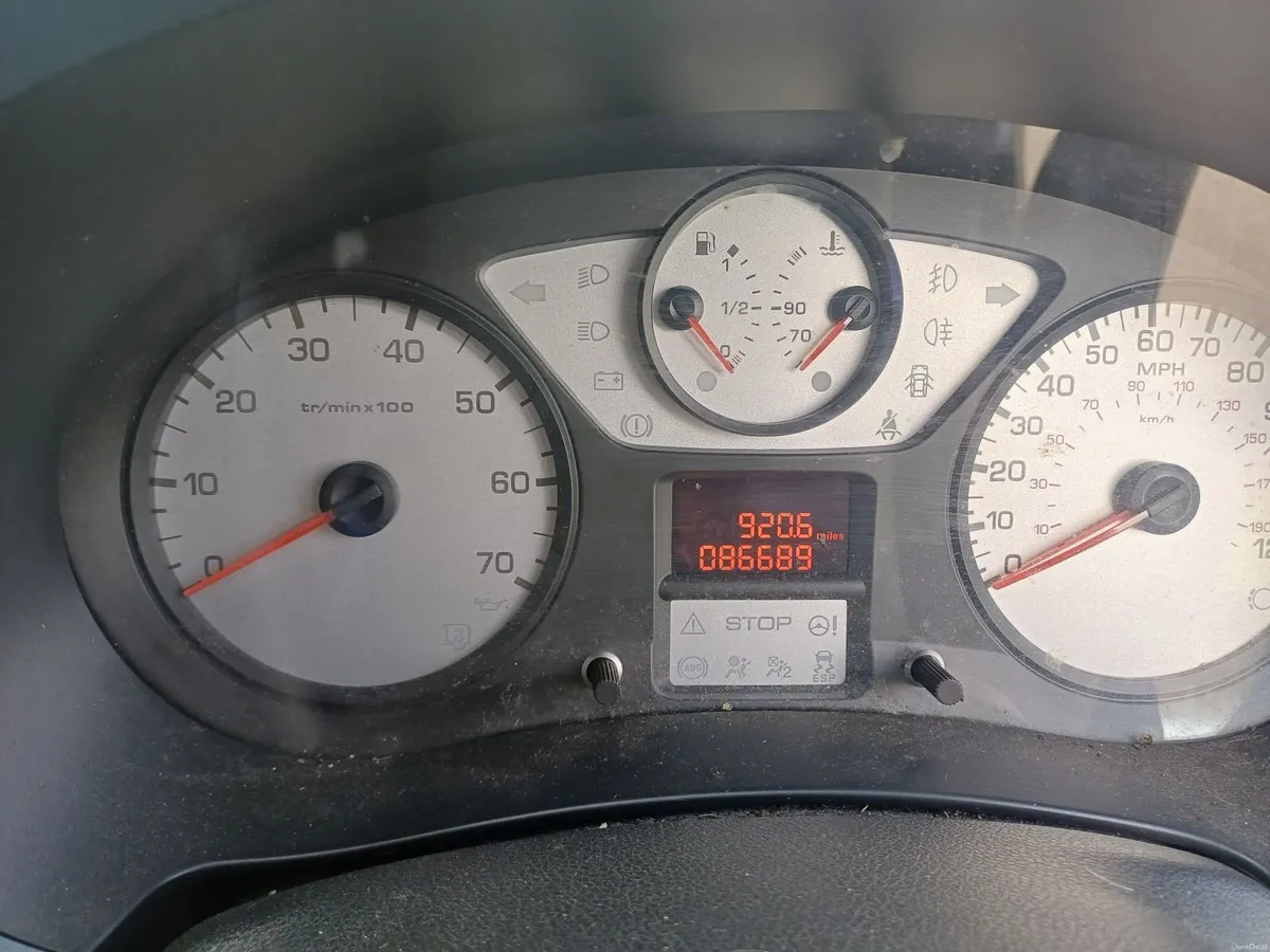 Peugeot Partner Tepee 2010 Wheelchair - Image 4