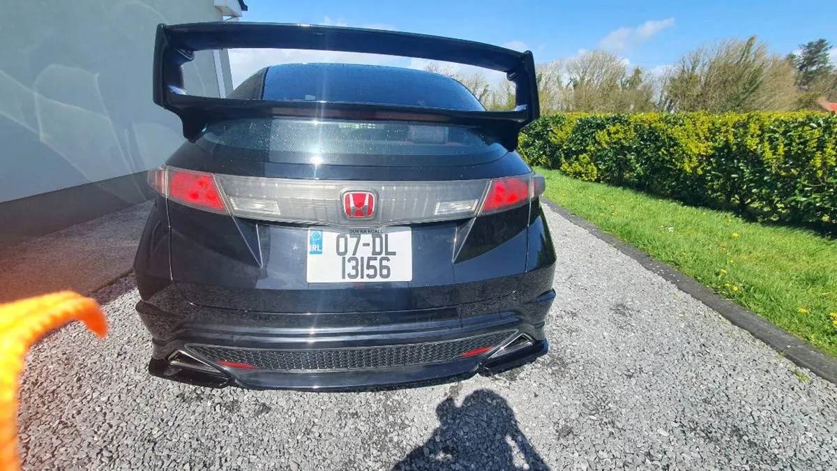 FN2 TYPE R GT - Image 4