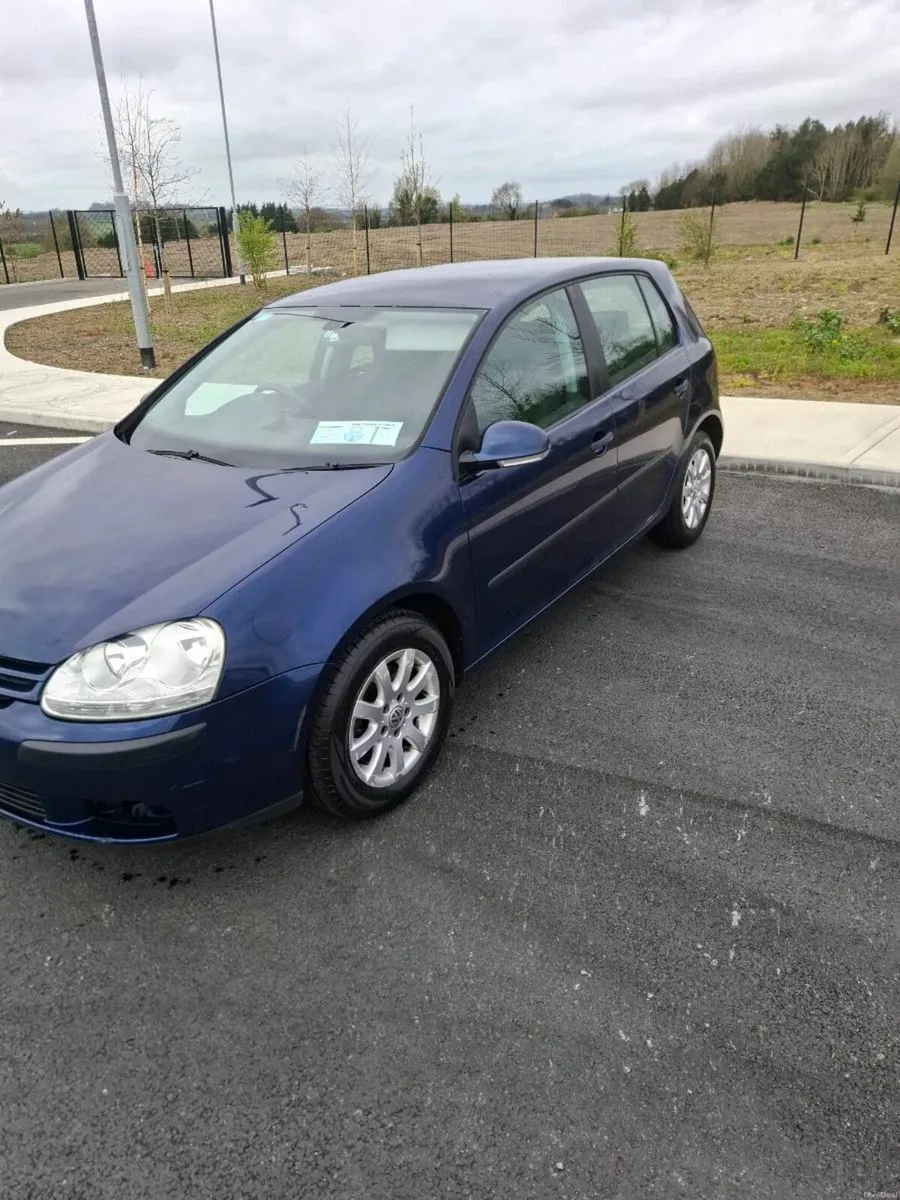 Volkswagen golf - Image 2