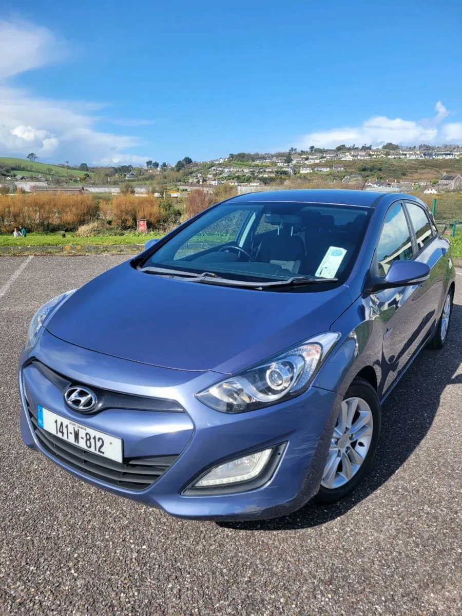 Hyundai i30 1.6crdi nct 02/27 - Image 1