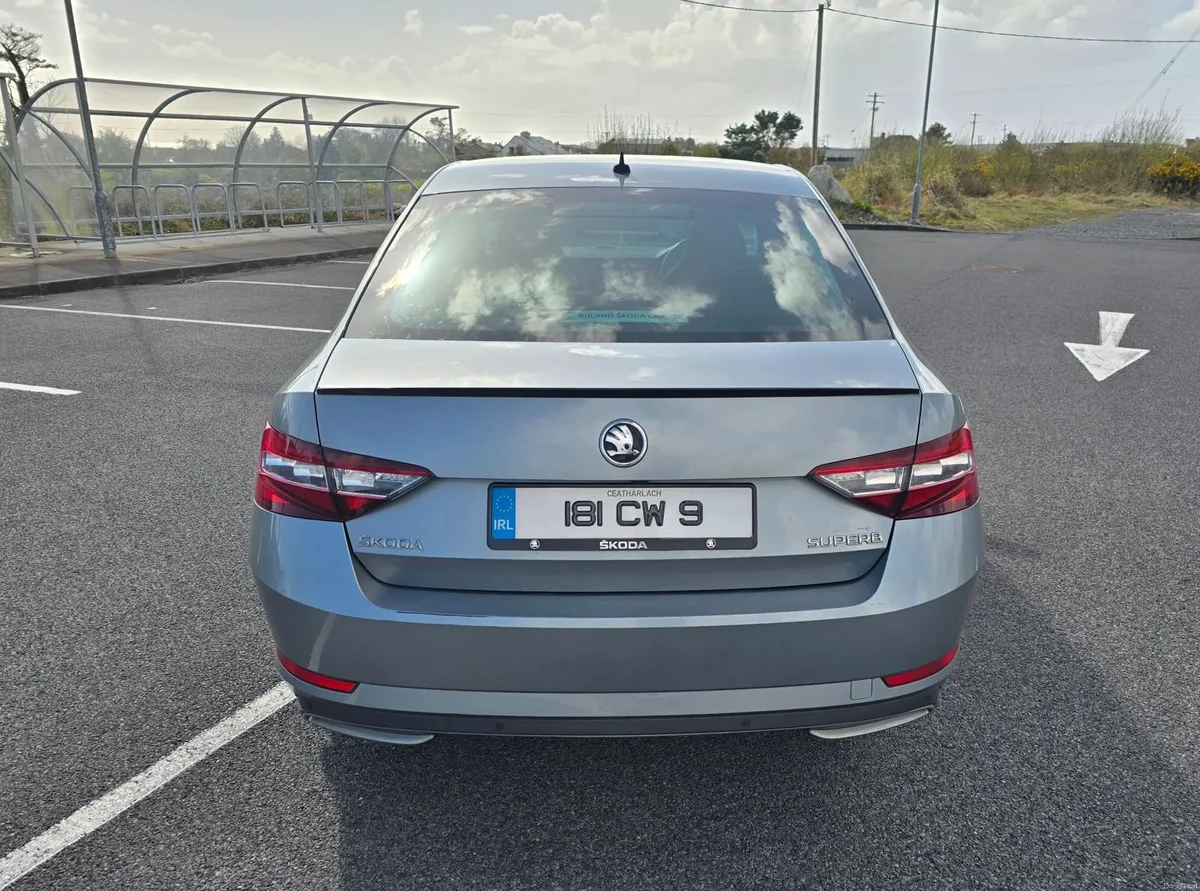 Skoda Superb Sportline 2.0TDI 150BHP - Image 4