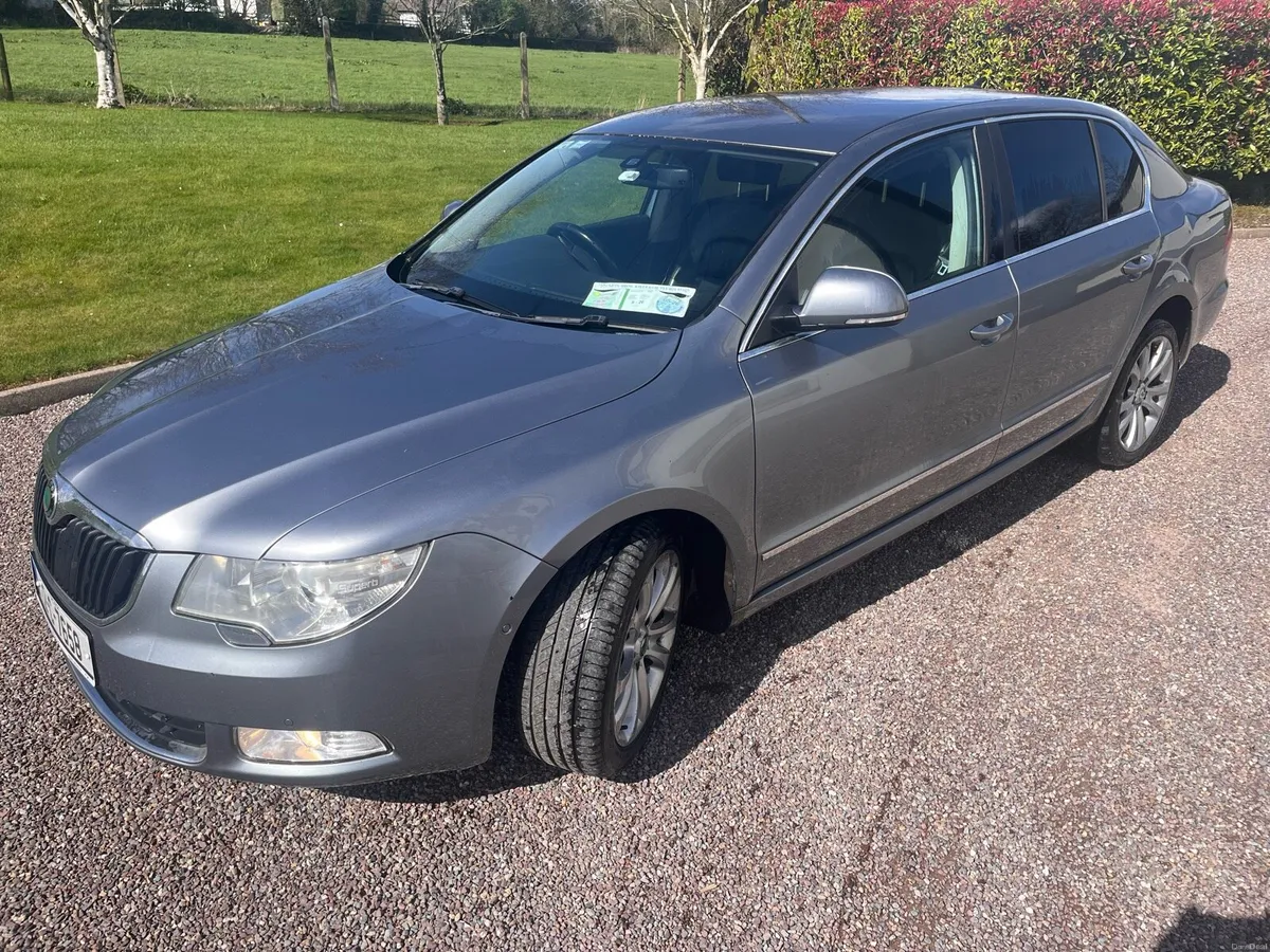 Skoda Superb - Image 1