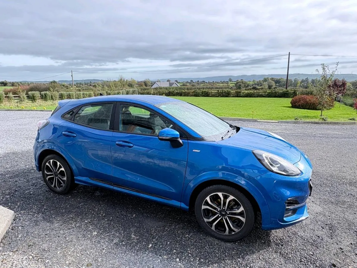 Ford Puma 1.0 Hybrid MHEV ST-Line, Ford Warranty. - Image 2