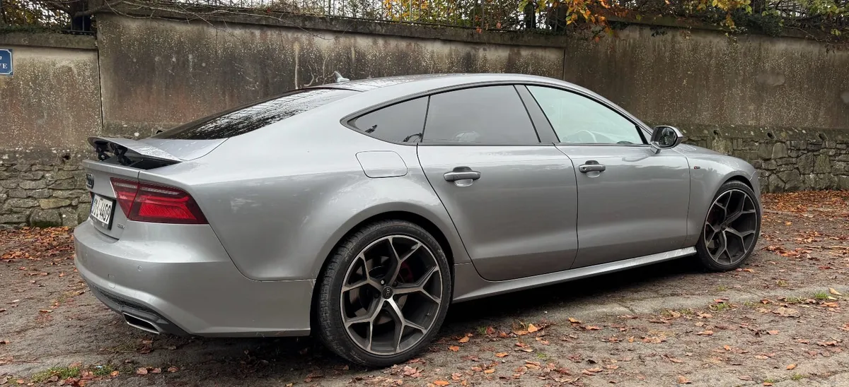 Audi A7 Black Edition 3.0TDI - Quattro - Car Play - Image 3