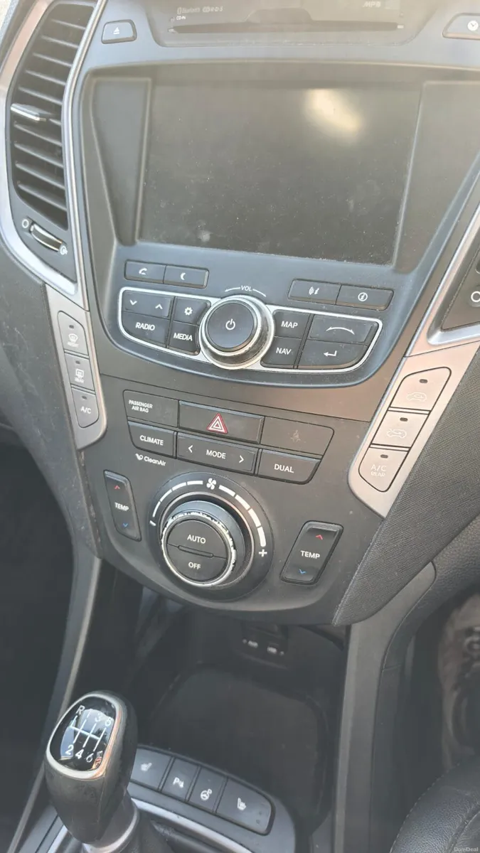 Hyundai santa fe - Image 3