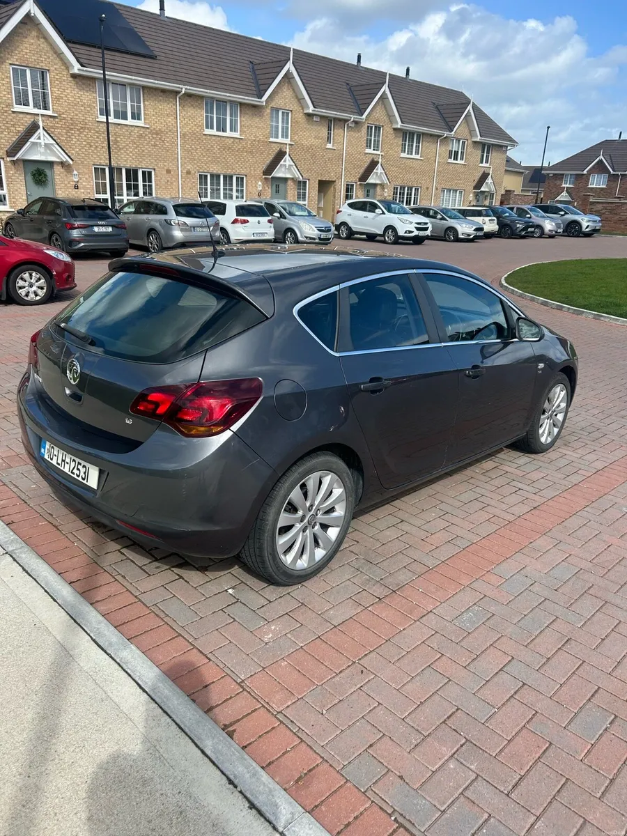 2010 Vauxhall Astra SE 1.6 (Fresh NCT) - Image 2