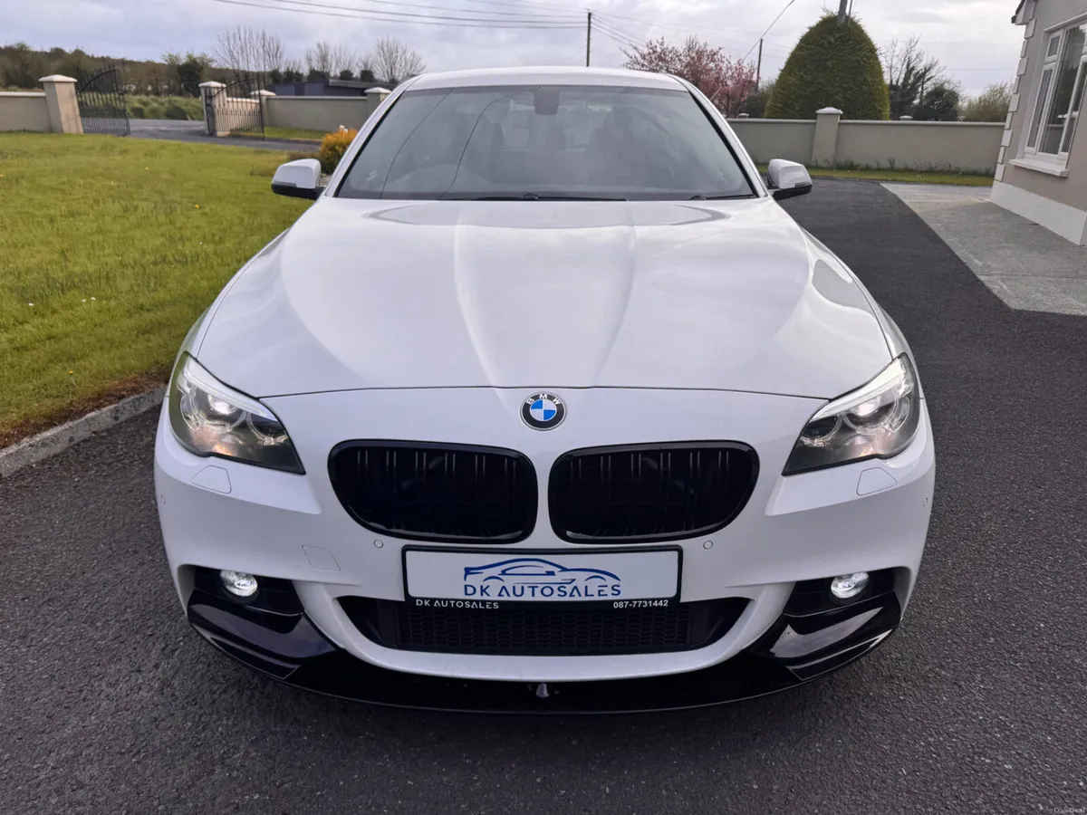 2016 BMW 5-Series M-Sport - Image 4