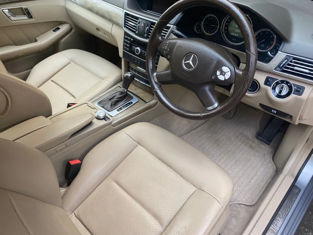 MERCEDES BENZ E250 TOURER AS NEW - Image 2