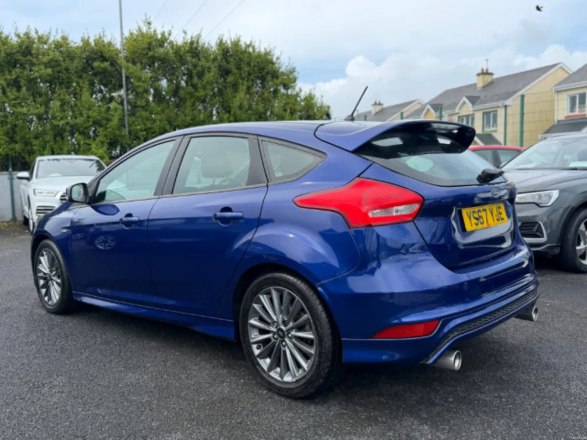 Ford Focus ST-LINE TDCI - Image 3