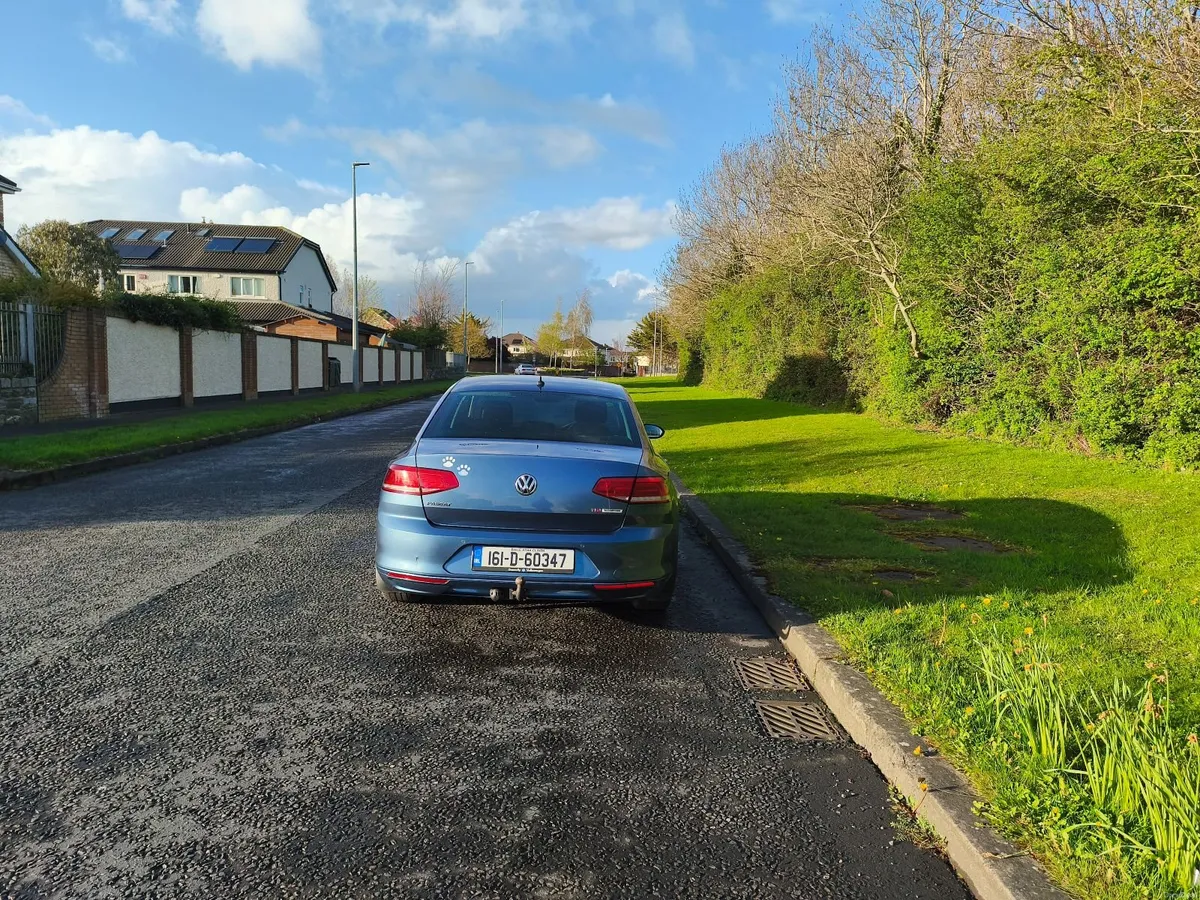 Volkswagen Passat 2016 - Image 3