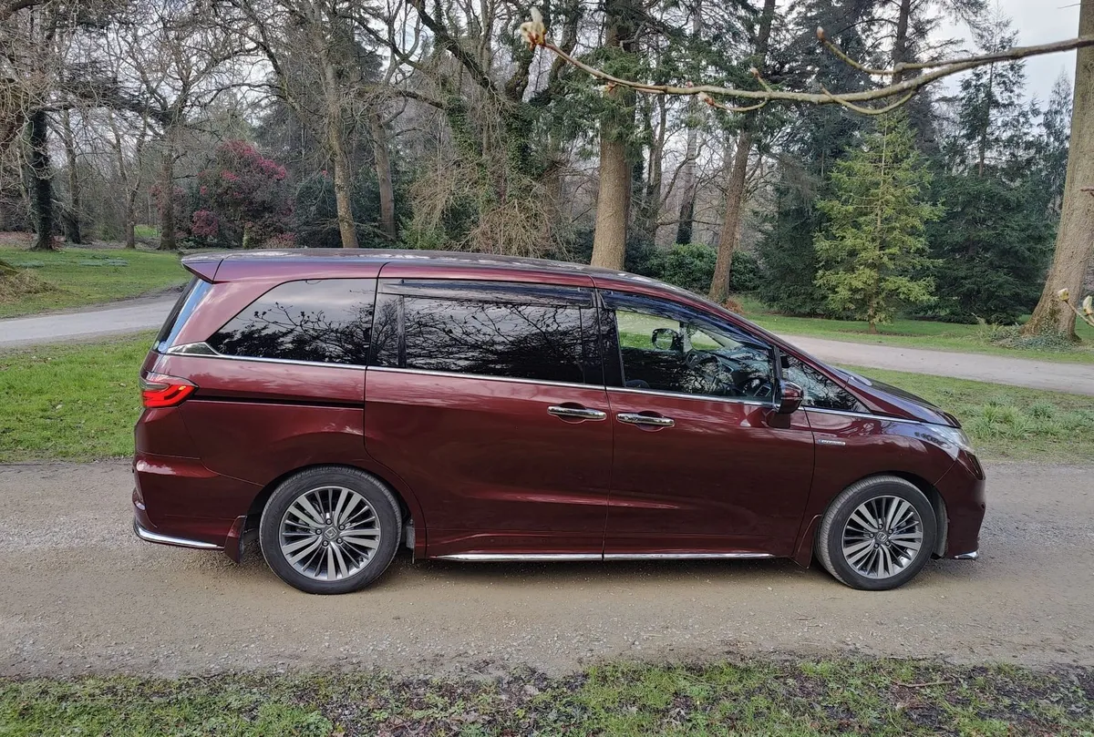 2020 Honda Odyssey Absolute Hybrid 7 Seater Auto - Image 6