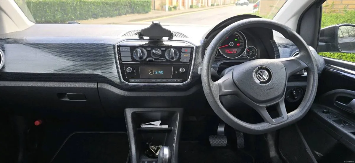 Volkswagen up 2018Automatic - Image 3