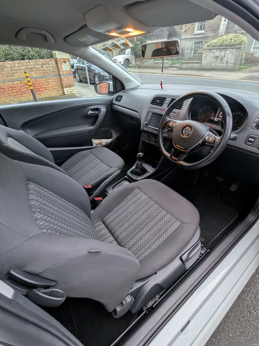 Volkswagen Polo 2017 - Image 3