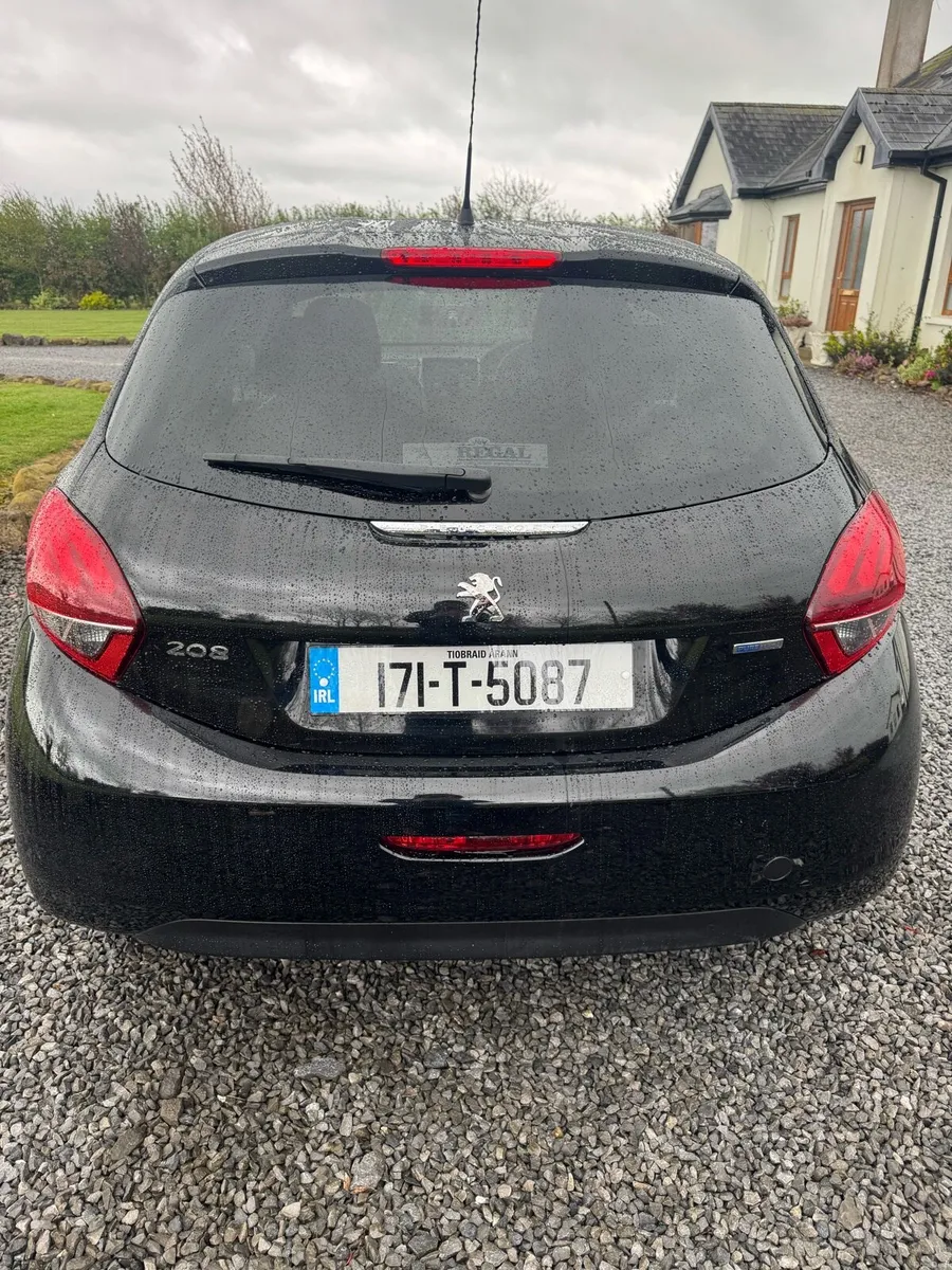 *2 year NCT* 2017 Peugeot 208 - Image 4